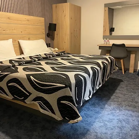 Hotel Monaco-2